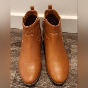 Arizona Jean Co Brown Ankle Boots Women’s 9 Side Zip Memory Foam